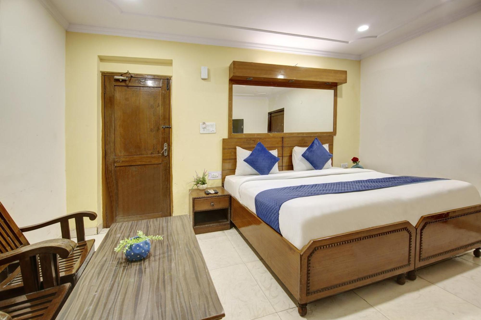Hotel The Eden Park Noida Kültér fotó